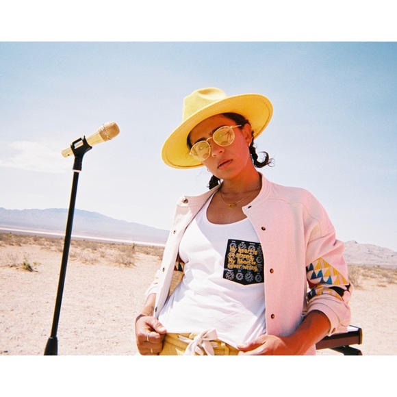 VINTAGE FRAMES • Limited Edition 18k Signature Series Round Prescription Glasses - Picture 15 of 16